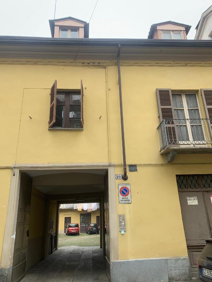 Modern Apartment Piazza Statuto Porta Susa Fs Turín Exterior foto