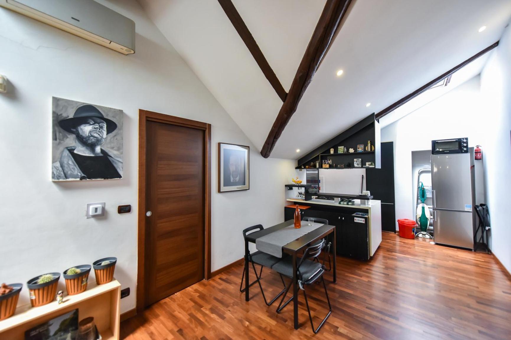 Modern Apartment Piazza Statuto Porta Susa Fs Turín Exterior foto