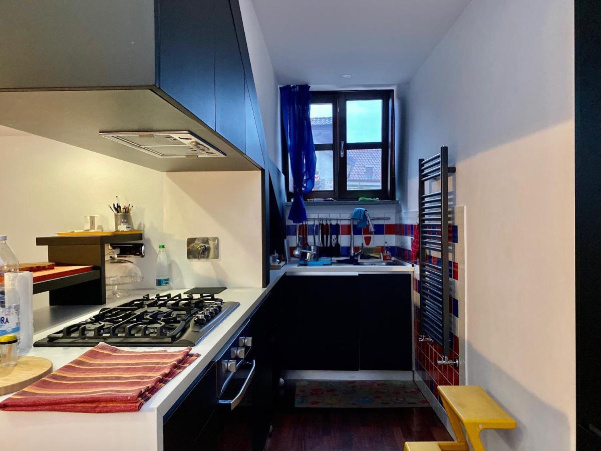 Modern Apartment Piazza Statuto Porta Susa Fs Turín Exterior foto